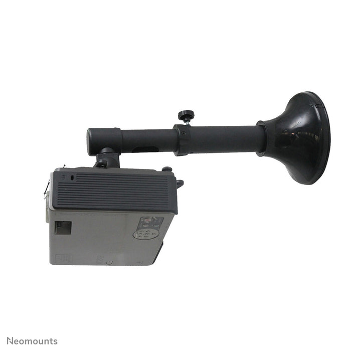 Neomounts Beamer-W050 negro es un soporte de pared universal para proyectores y cañones de imagen.