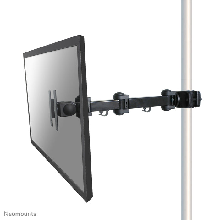 Neomounts FPMA-WP300black is een kantel- en zwenkbare paalsteun voor LCD/LED/TFT scherm t/m 30 inch (76 cm).