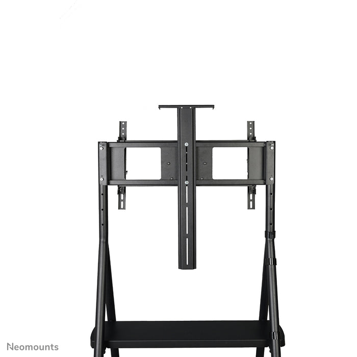 Neomounts NS-M1500black es un mueble móvil para pantallas planas de hasta 65 pulgadas (165 cm). Incluye plataforma para portátil - Negro