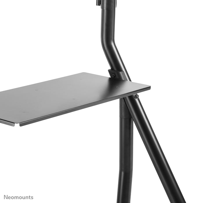 Neomounts NS-M3800 zwart is een verrijdbaar meubel voor flat screens t/m 100 inch (254 cm).