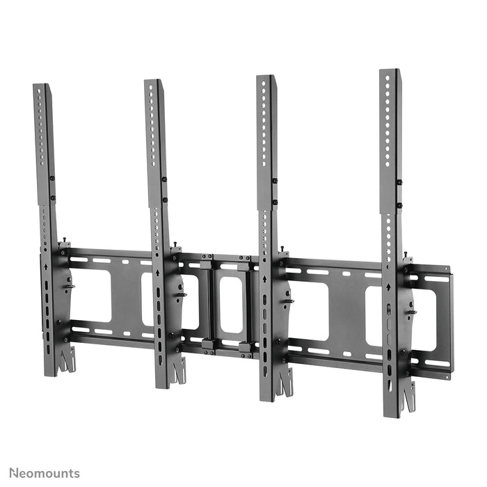 Neomounts NS-WMB200P negro es un soporte de pared para tablero de menú para la instalación vertical de pantallas de hasta 52 pulgadas (132 cm).