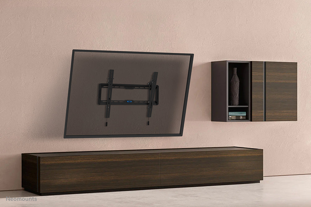 Neomounts WL35-550BL16 kantelbare wandsteun voor 40-75 inch schermen - Zwart