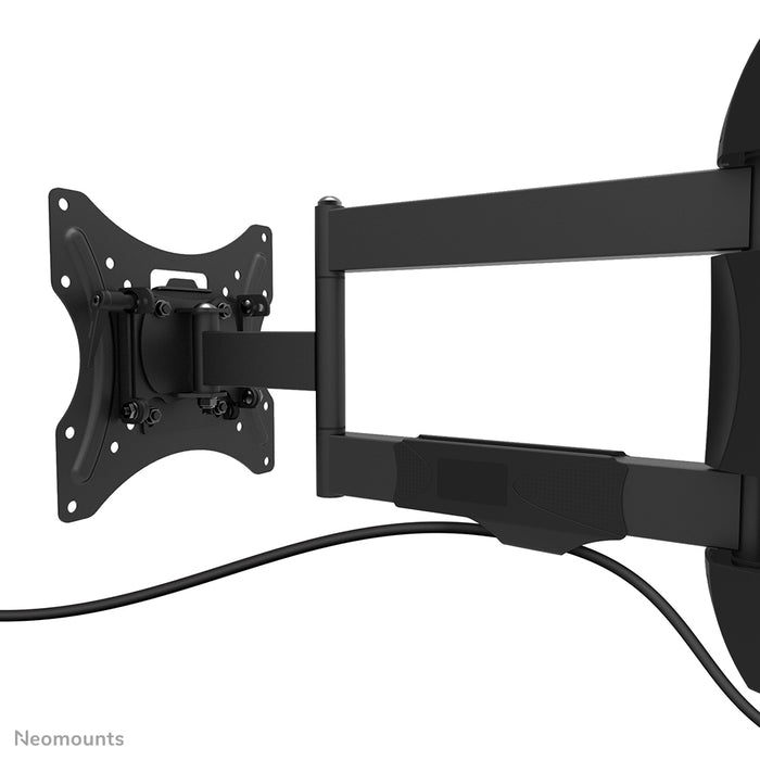 Soporte de pared Neomounts WL40-550BL12 de movimiento completo para pantallas de 32-55 pulgadas - Negro