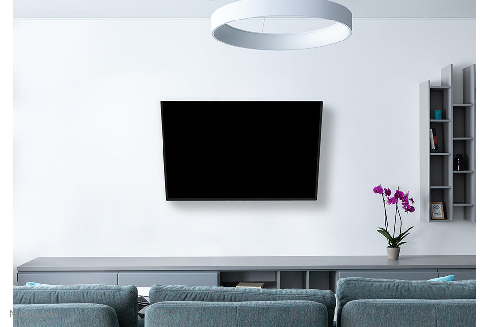 Soporte de pared Neomounts WL40S-850BL18 de movimiento completo para pantallas de 43-86 pulgadas - Negro